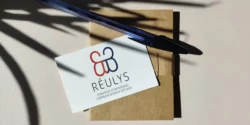 Carte de visite professionnelle réalisée par Réulys.